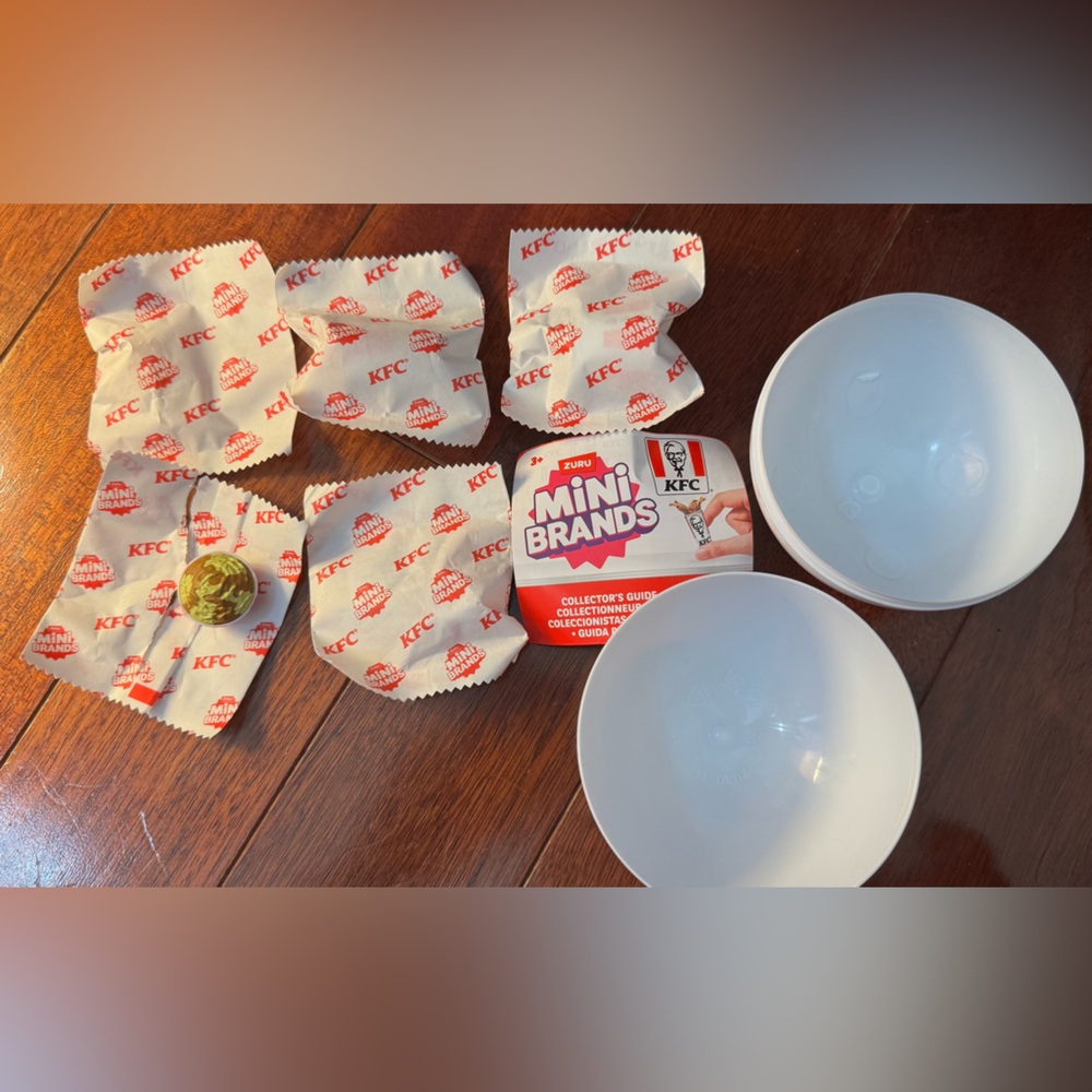 Mini Brands KFC